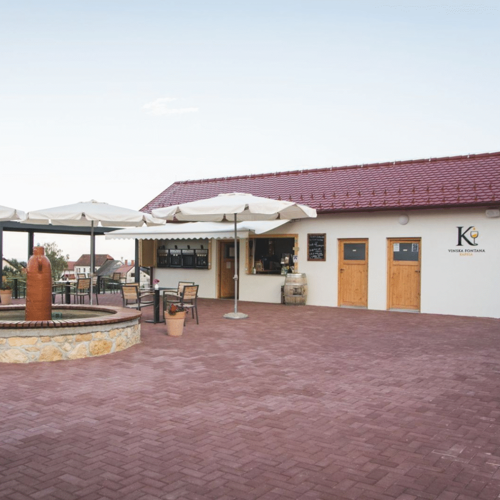 Vinska fontana Kapela (Radenci)